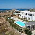 Absolute Paradise Villa *